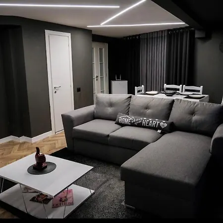 Apartman Blue Eclipse 1 *